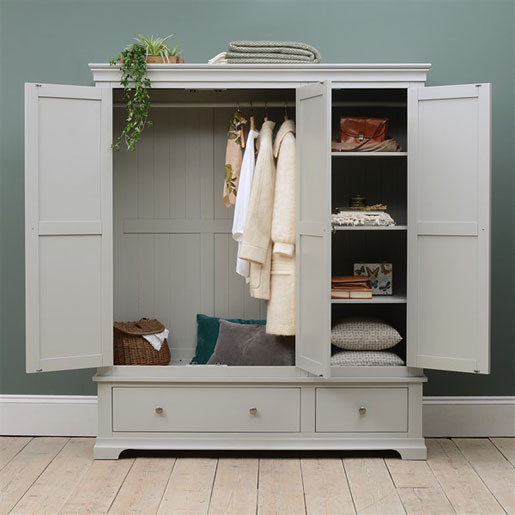 Chantilly Pebble Grey -Triple Wardrobe