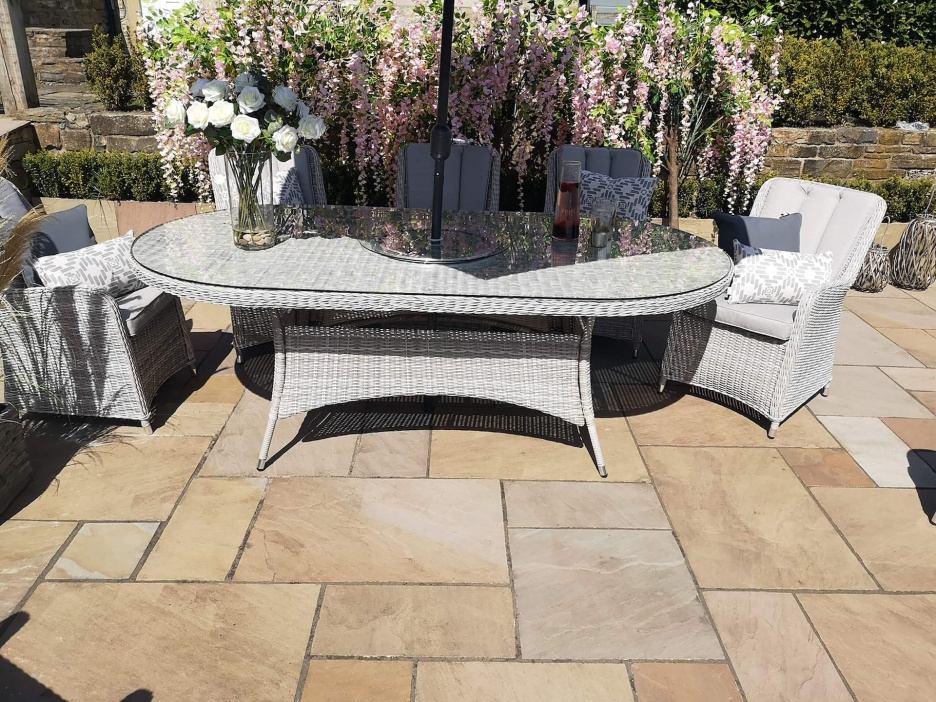 MALIBU 8 SEAT OVAL RATTAN DINING SET IN LIGHT GREY