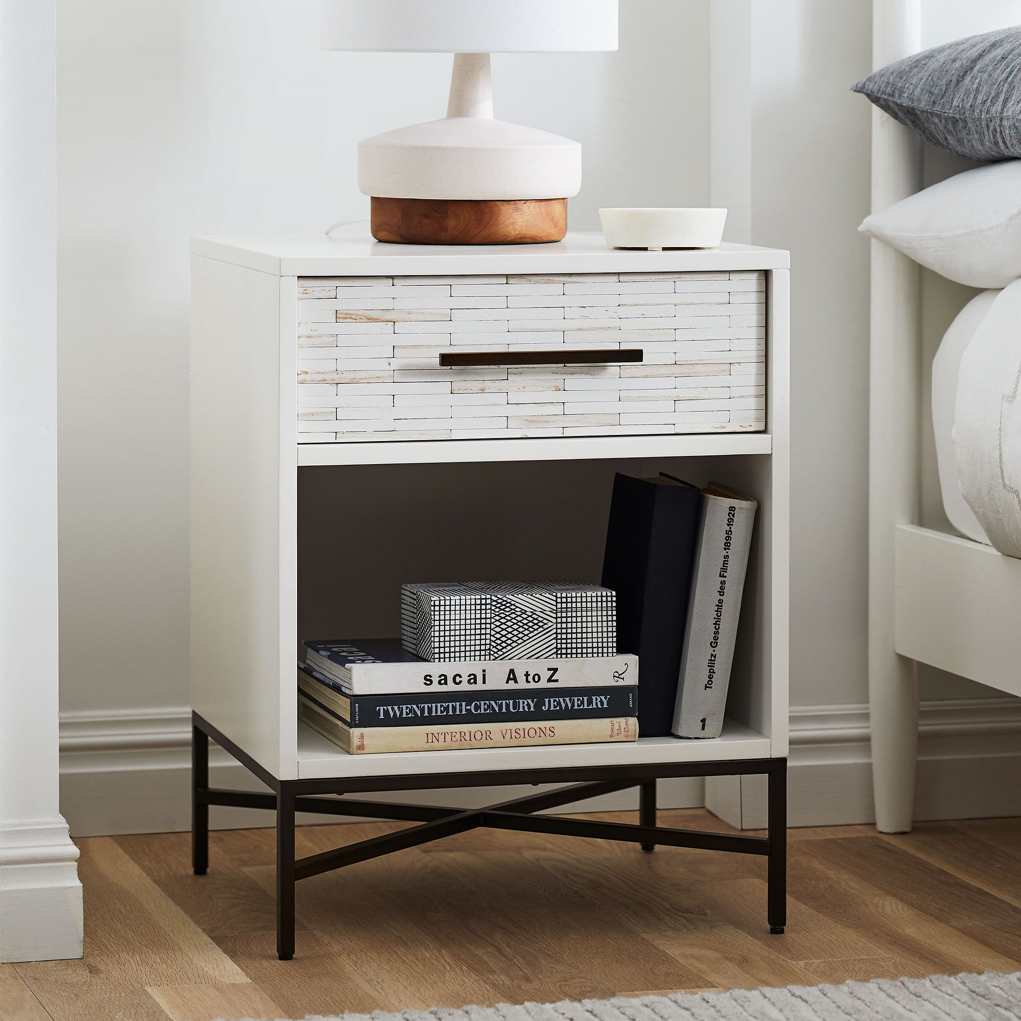 【Furniture】Wood Tiled Nightstand (20